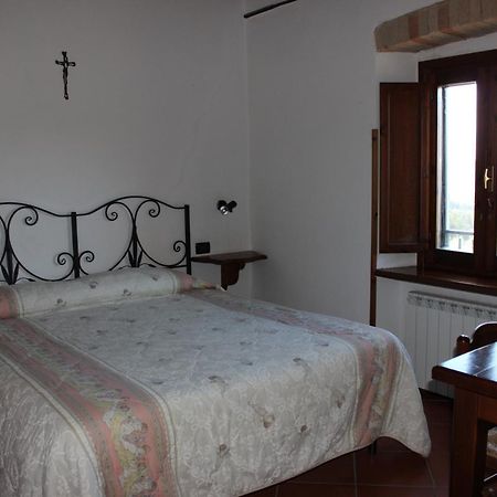 Agriturismo La Ginestrella Civitella D'Arna Phòng bức ảnh