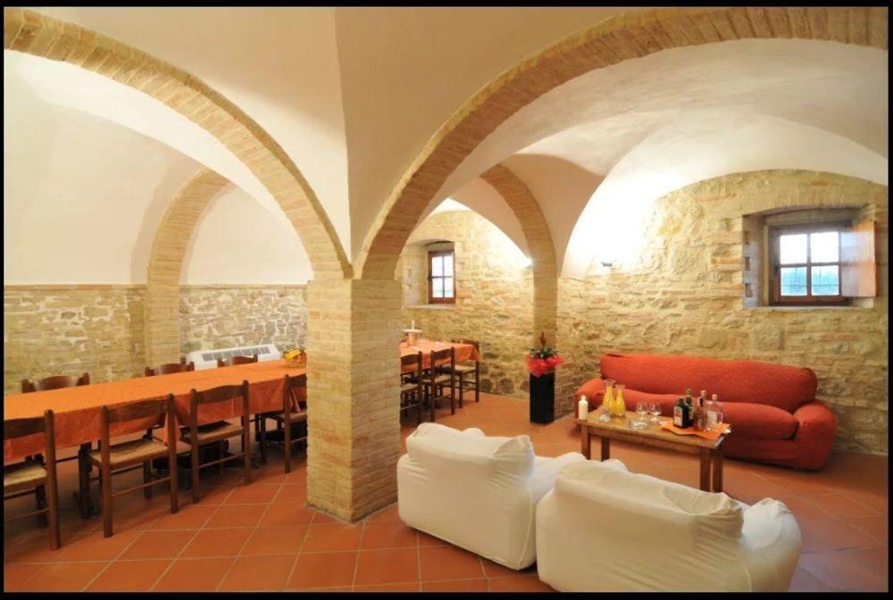 Agriturismo La Ginestrella Civitella D'Arna Ngoại thất bức ảnh