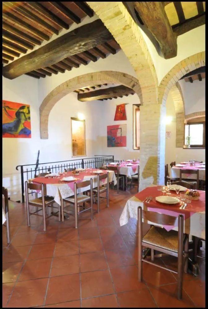 Agriturismo La Ginestrella Civitella D'Arna Ngoại thất bức ảnh
