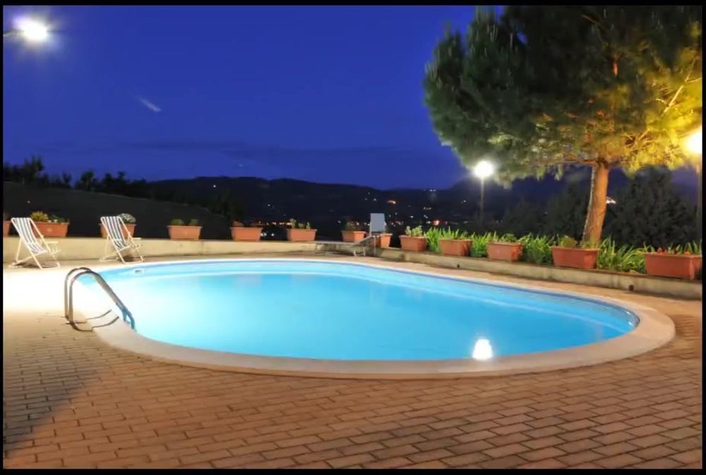 Agriturismo La Ginestrella Civitella D'Arna Ngoại thất bức ảnh